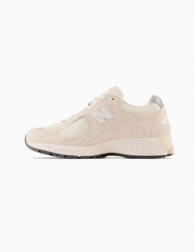 ZAPATILLA NEW BALANCE 2002R "CALM TAUPE"